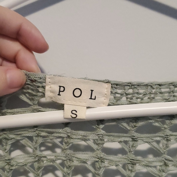 💫 2/$30 • Green Pullover Sweater - Picture 3 of 3